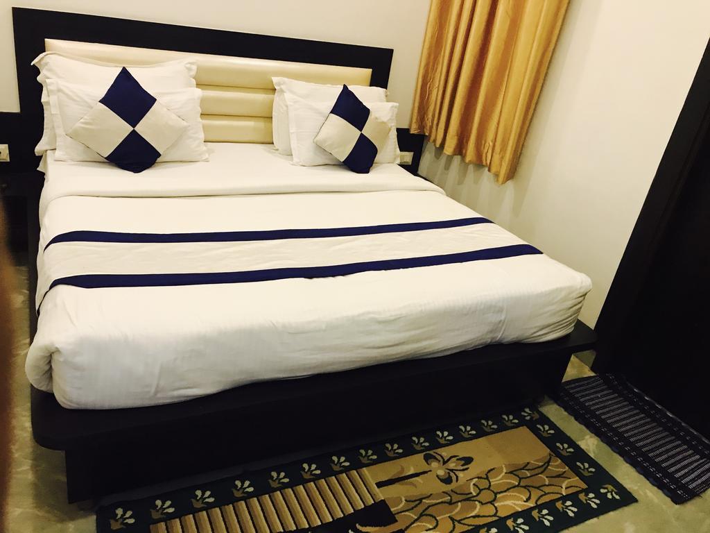 Hotel Aaradhya Residency Agra  Esterno foto