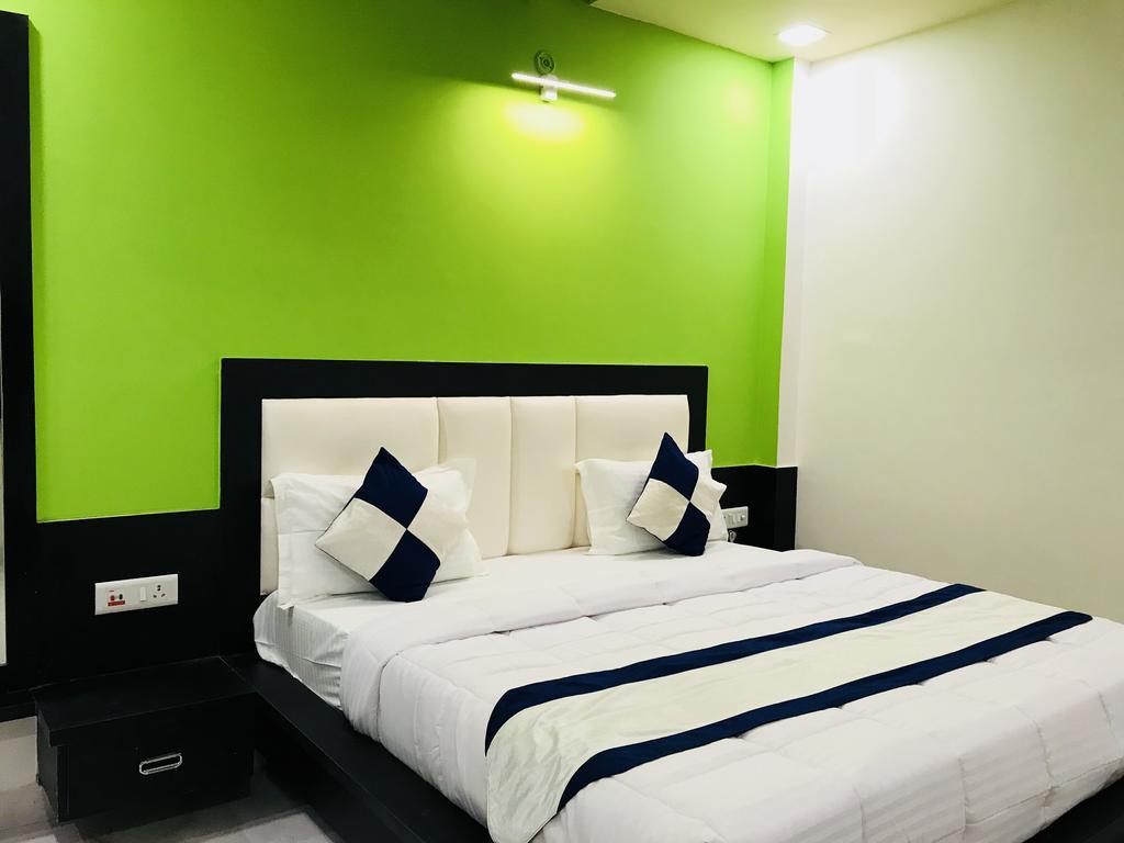 Hotel Aaradhya Residency Agra  Esterno foto