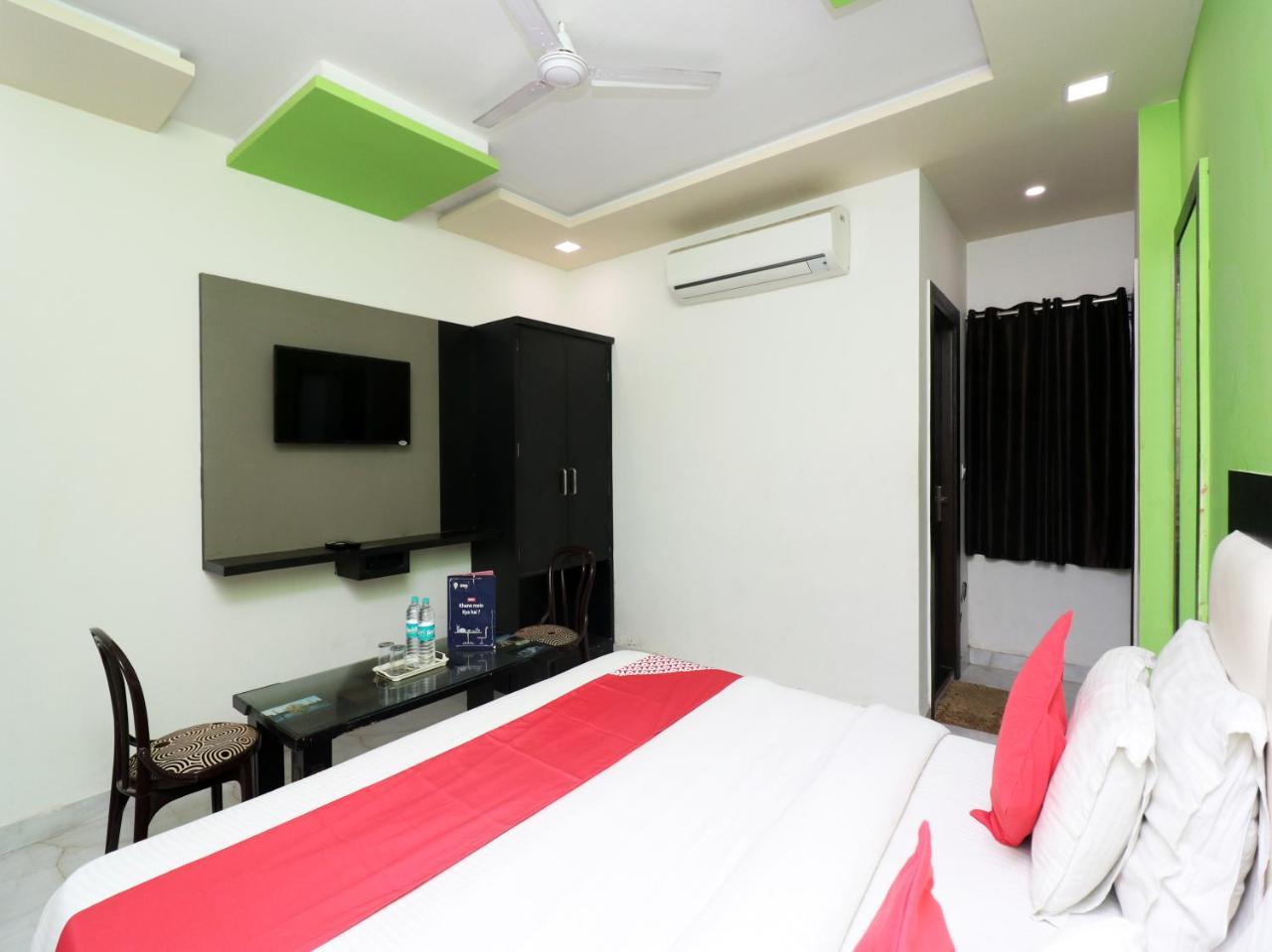 Hotel Aaradhya Residency Agra  Esterno foto