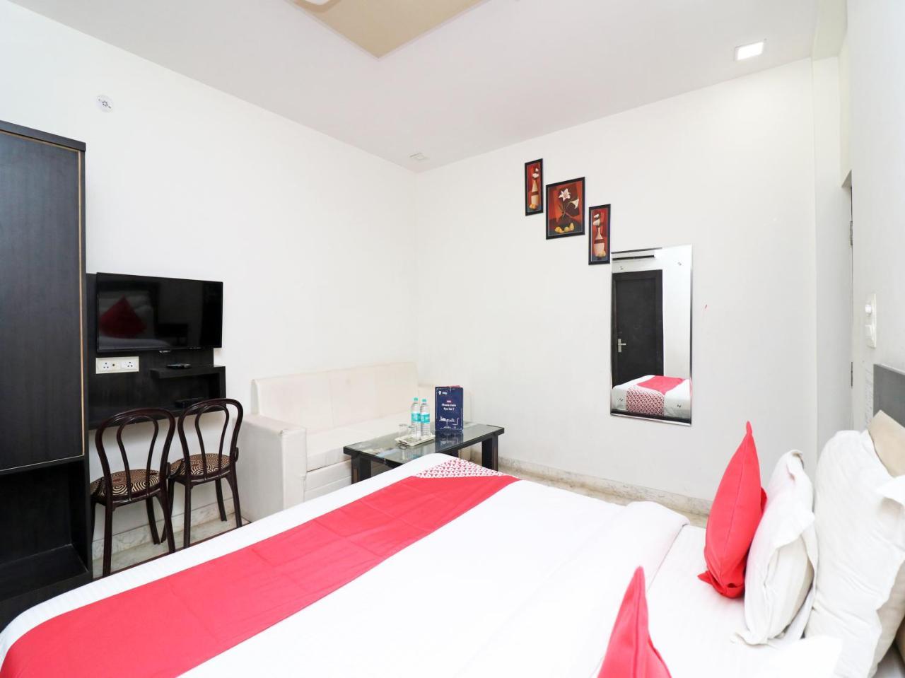 Hotel Aaradhya Residency Agra  Esterno foto