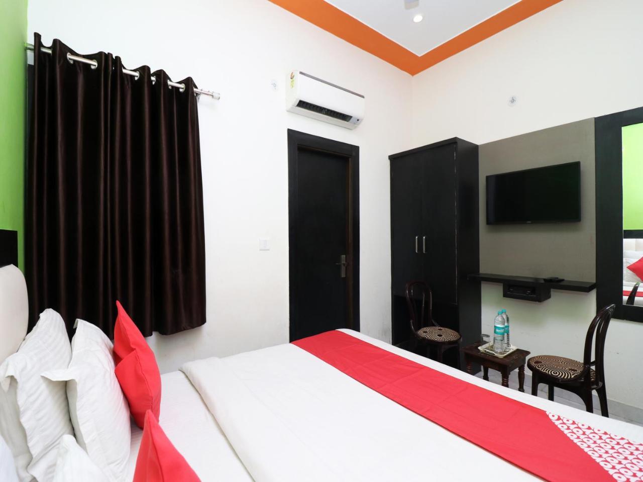 Hotel Aaradhya Residency Agra  Esterno foto