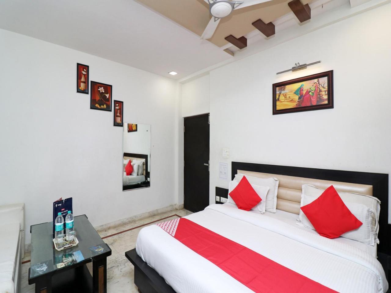 Hotel Aaradhya Residency Agra  Esterno foto