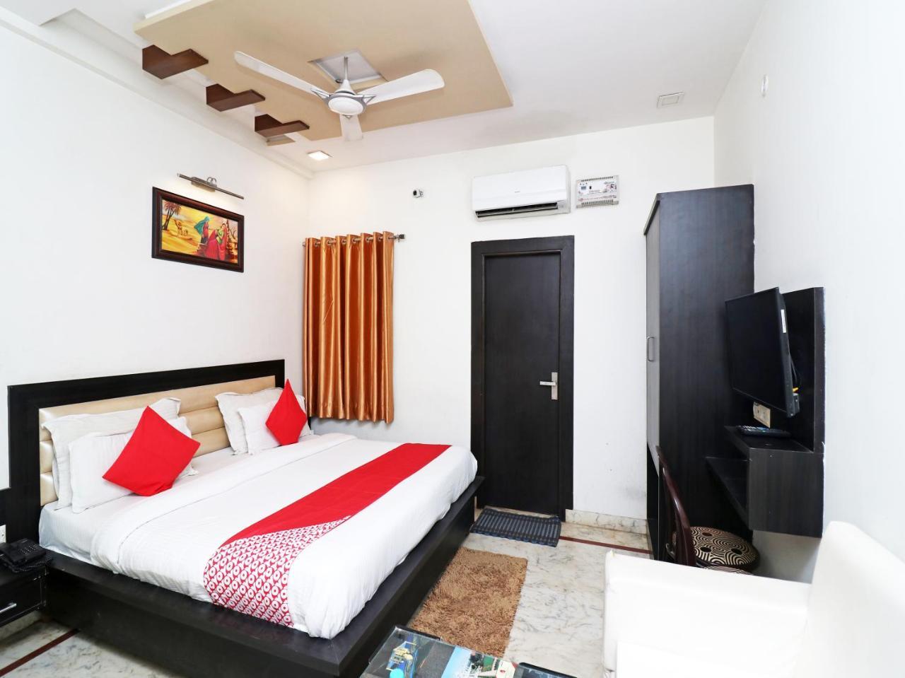 Hotel Aaradhya Residency Agra  Esterno foto