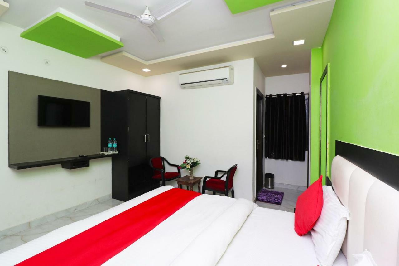 Hotel Aaradhya Residency Agra  Esterno foto