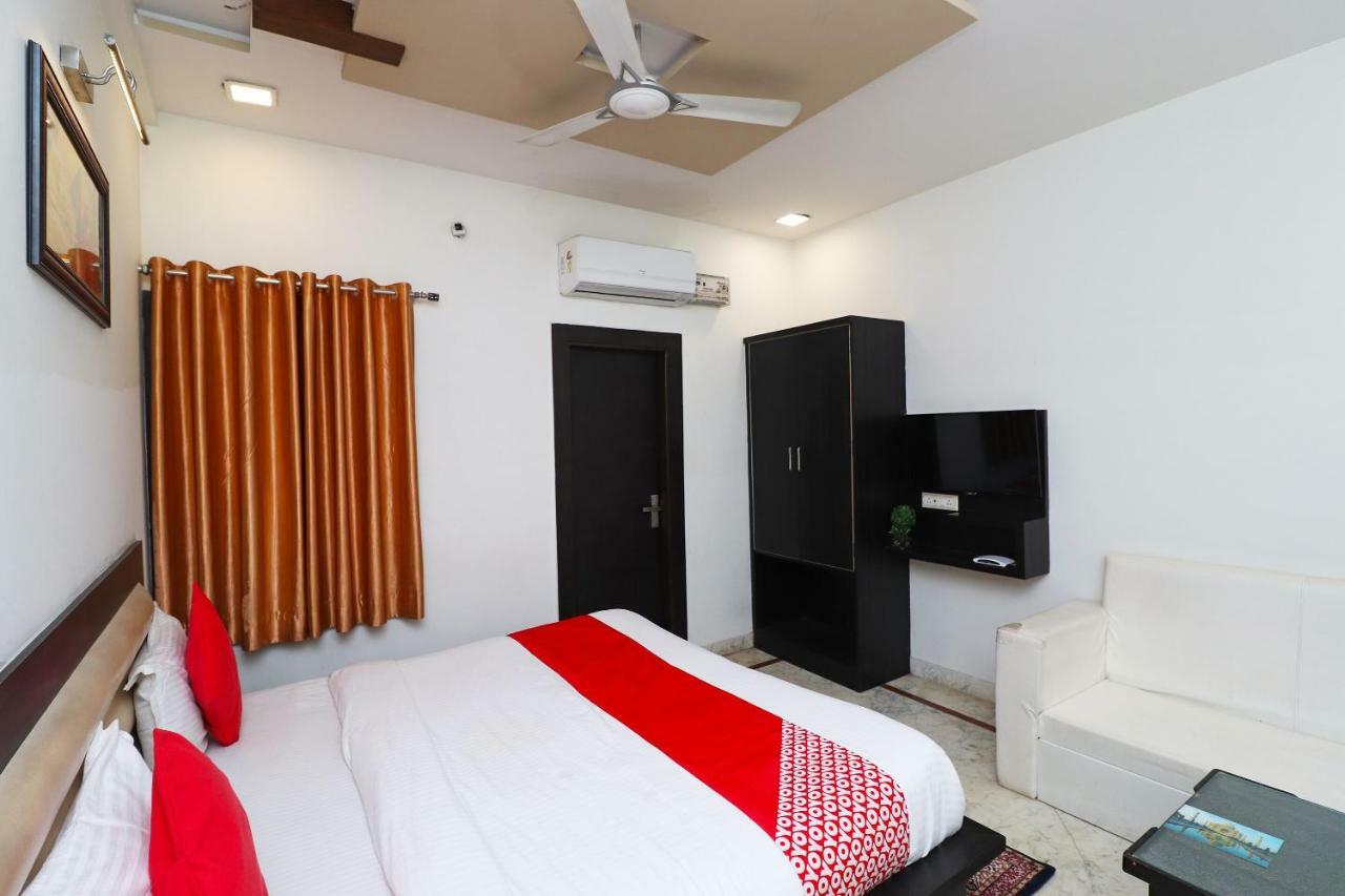 Hotel Aaradhya Residency Agra  Esterno foto