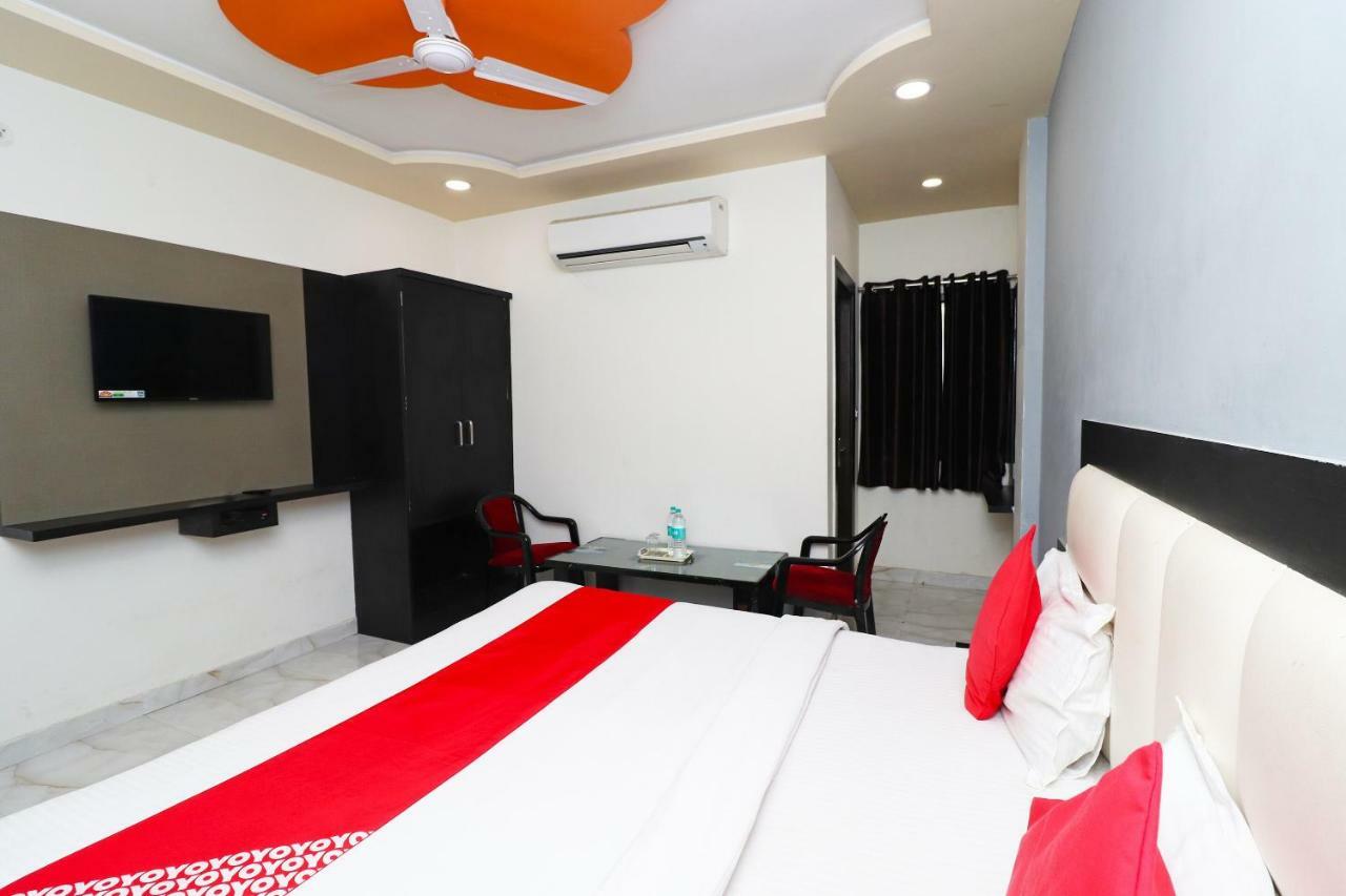 Hotel Aaradhya Residency Agra  Esterno foto